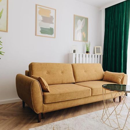 Tulip Apartment Nagyvárad Kültér fotó