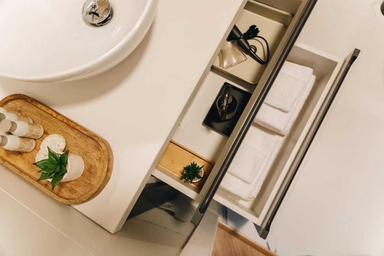 Tulip Apartment Nagyvárad Kültér fotó