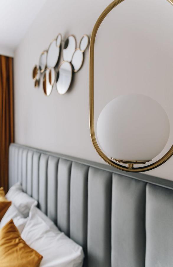 Tulip Apartment Nagyvárad Kültér fotó